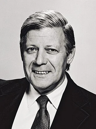 Helmut Schmidt height profile photo