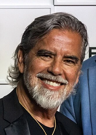 Henk Rogers height profile photo