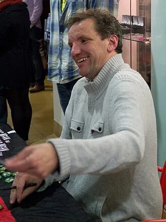 Henning Wehn height profile photo