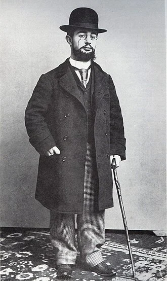 Henri de Toulouse-Lautrec height profile photo