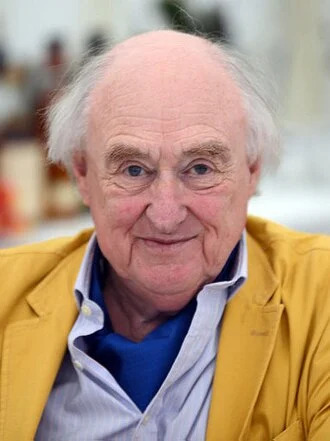 Henry Blofeld height profile photo