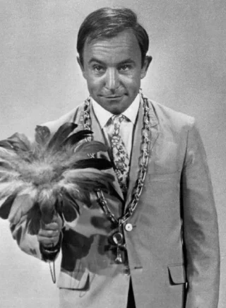Henry Gibson height profile photo