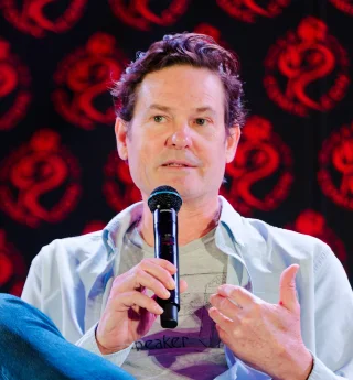 Henry Thomas height profile photo