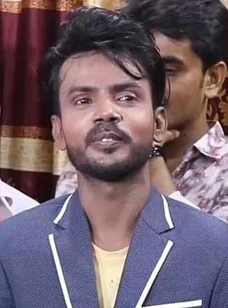 Hero Alom height profile photo
