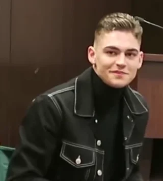 Hero Fiennes Tiffin height profile photo