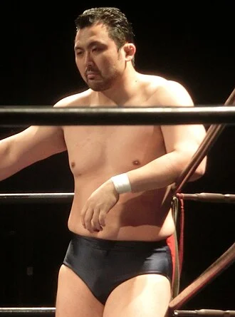 Hideki Suzuki height profile photo