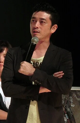 Hideo Sakaki height profile photo