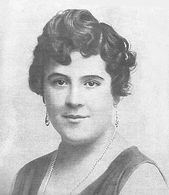 Hildegart Rodríguez Carballeira height profile photo