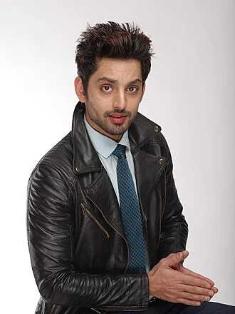 Himansh Kohli height profile photo