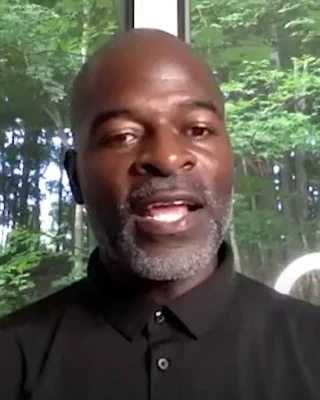 Hisham Tawfiq height profile photo
