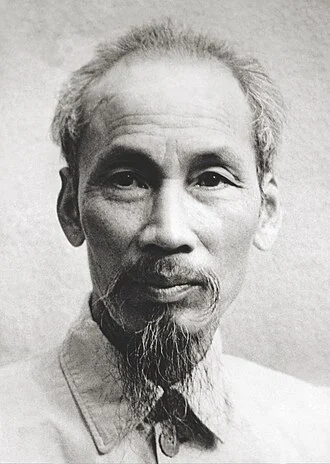 Ho Chi Minh height profile photo