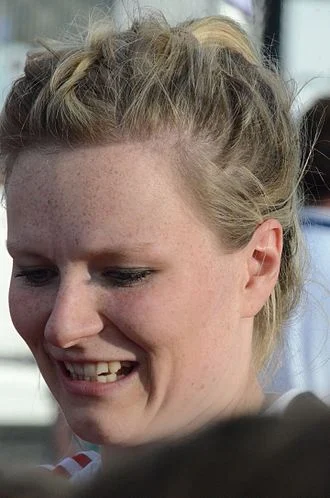 Hollie Pearne-Webb height profile photo