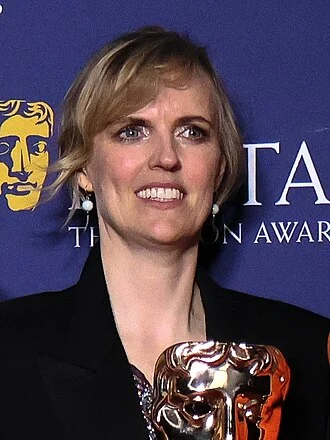Holly Walsh height profile photo