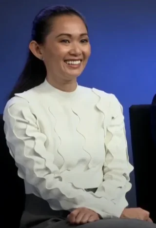 Hong Chau height profile photo