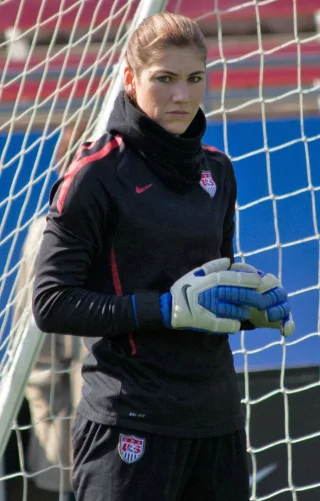 Hope Solo height profile photo