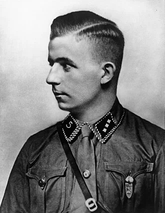 Horst Wessel height profile photo