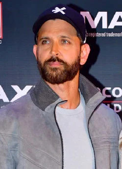 Hrithik Roshan height profile photo