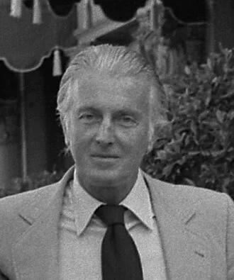 Hubert de Givenchy height profile photo