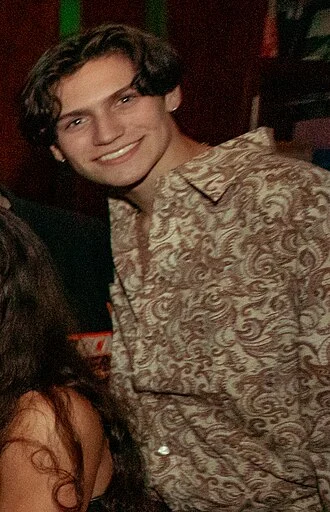 Huddy (musician) height profile photo