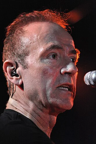 Hugh Cornwell height profile photo