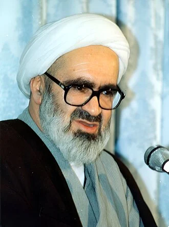 Hussein-Ali Montazeri height profile photo