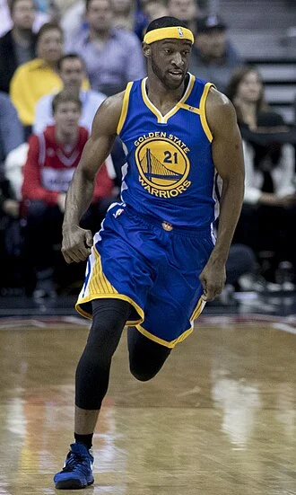 Ian Clark (basketball) height profile photo
