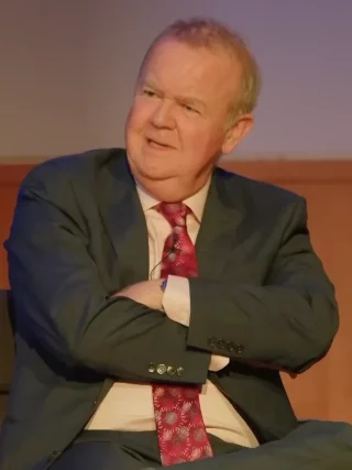 Ian Hislop height profile photo