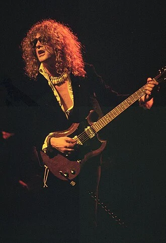 Ian Hunter (singer) height profile photo