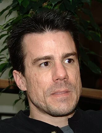 Ian Murdock height profile photo