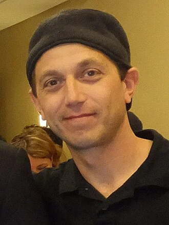Ian Petrella height profile photo