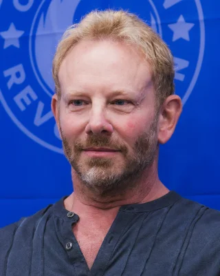 Ian Ziering height profile photo