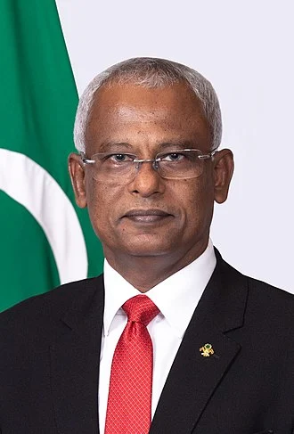 Ibrahim Mohamed Solih height profile photo