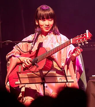 Ichiko Aoba height profile photo