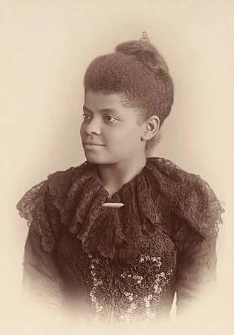 Ida B. Wells height profile photo
