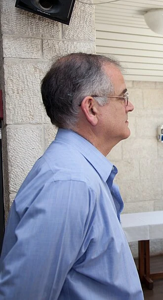 Iddo Netanyahu height profile photo