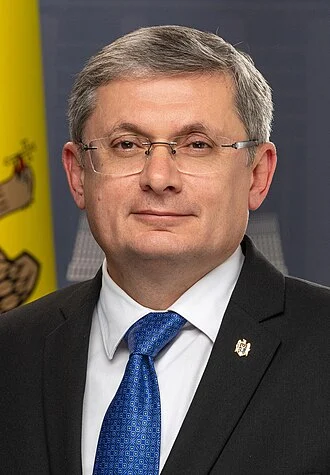 Igor Grosu height profile photo