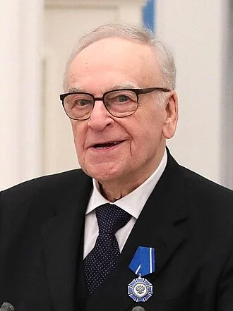 Igor Kirillov height profile photo