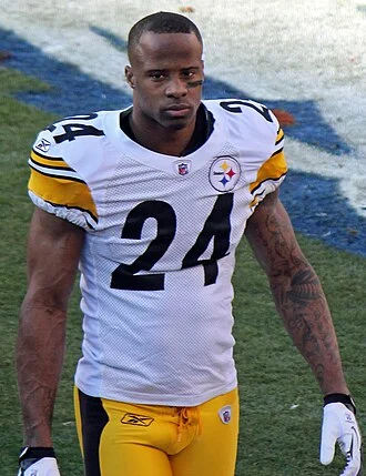 Ike Taylor height profile photo
