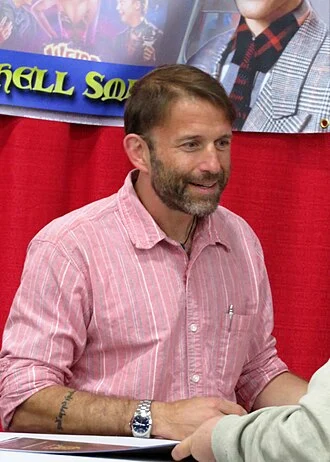 Ilan Mitchell-Smith height profile photo