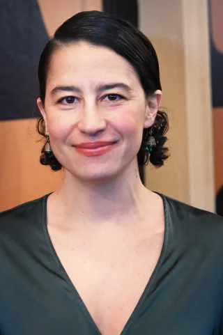 Ilana Glazer height profile photo