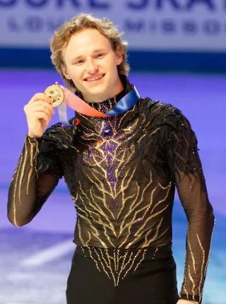 Ilia Malinin height profile photo