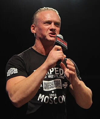 Ilja Dragunov height profile photo