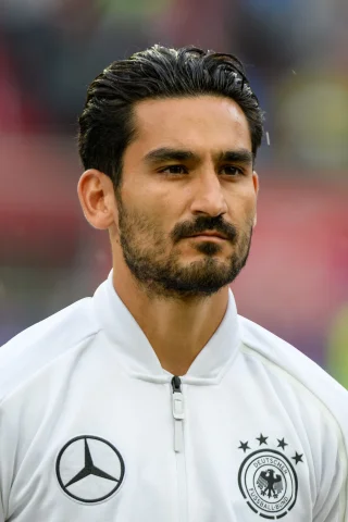 İlkay Gündoğan height profile photo