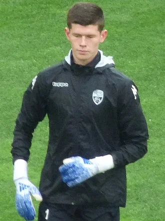 Illan Meslier height profile photo