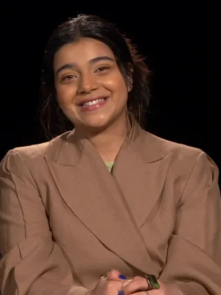 Iman Vellani height profile photo
