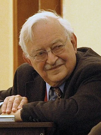 Immanuel Wallerstein height profile photo