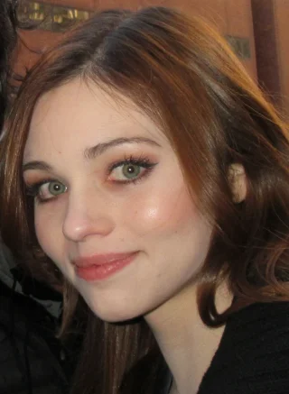 India Eisley height profile photo
