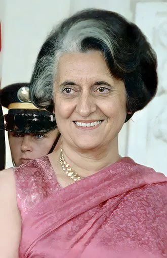 Indira Gandhi height profile photo