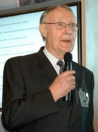 Ingvar Kamprad height profile photo