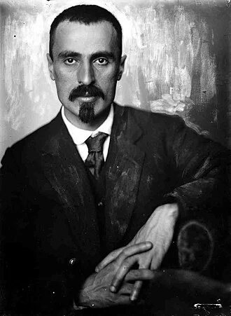 Irakli Tsereteli height profile photo